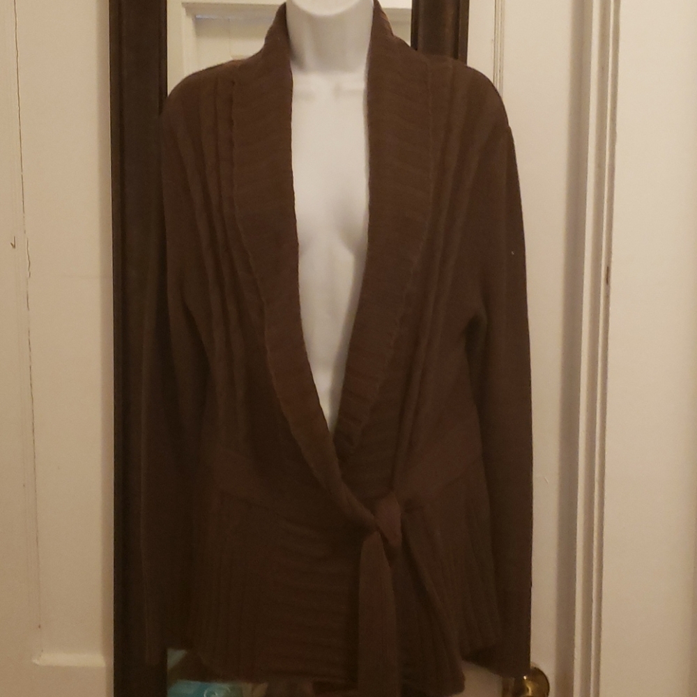 Caribbean Joe cross tie sweater